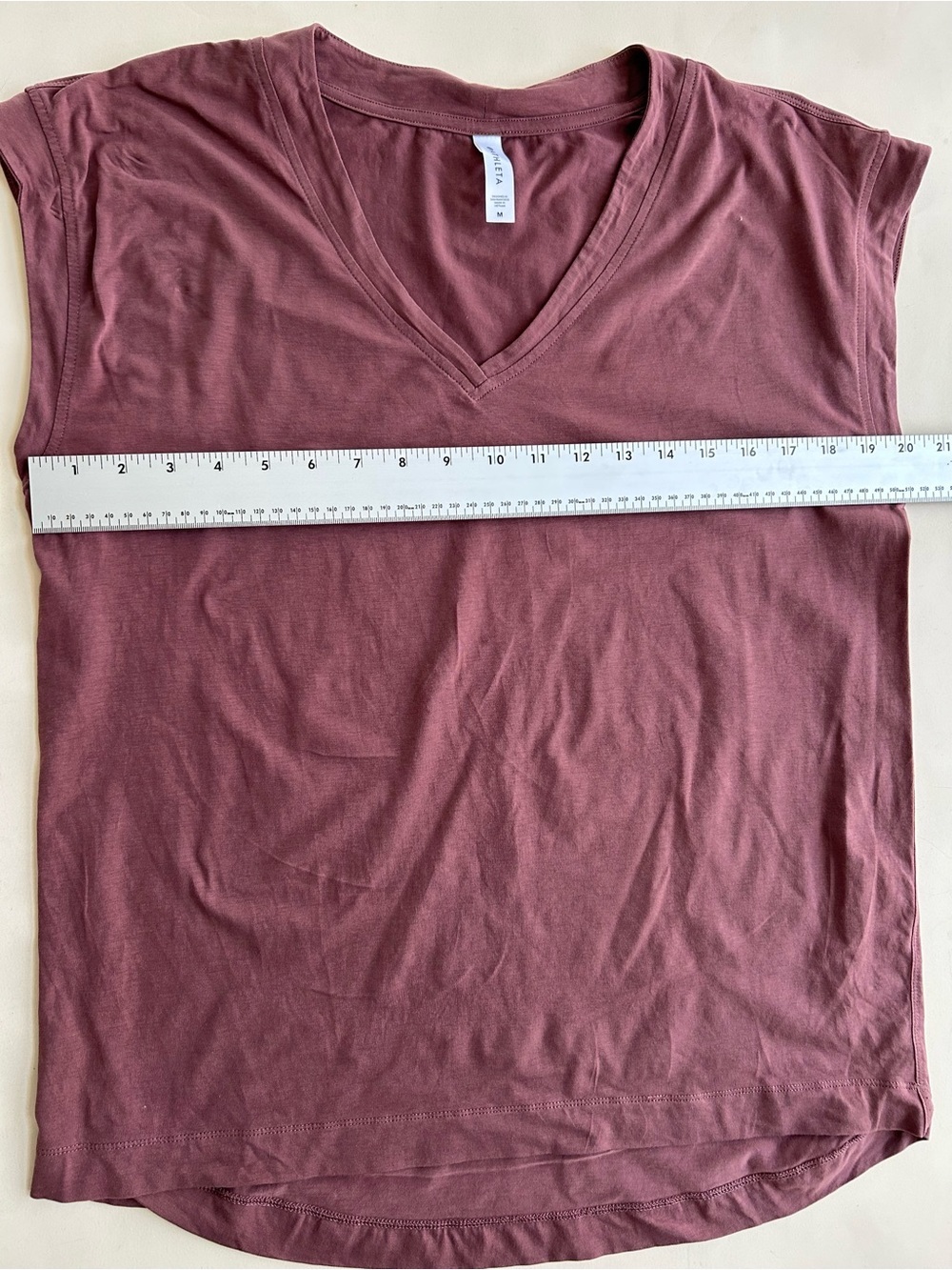 Set Athleta blouses V-Neck Cap Sleeve Tank shorts size M - Picture 4 of 8